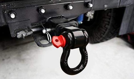 Towing shackle